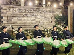 Ba Be Lakeside Bungalow