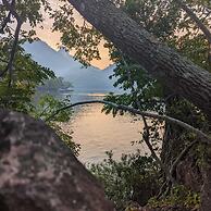 Ba Be Lakeside Bungalow