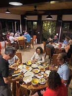 Ba Be Lakeside Bungalow