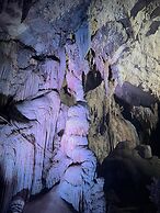 Ba Be Lakeside Bungalow