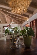 5BR 4.5BA Las Piñas CdC Villa by ASVR