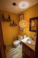 5BR 4.5BA Las Piñas CdC Villa by ASVR