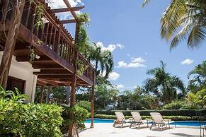 5BR 4.5BA Las Piñas CdC Villa by ASVR