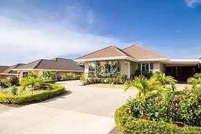Coolshade Villa at Richmond