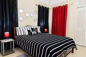 Coolshade Villa at Richmond