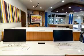 Holiday Inn Express & Suites Taylor by IHG