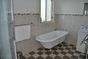 High Country Trail Rides & Farm Stay