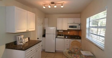 Tropical Villas of Venice Beach