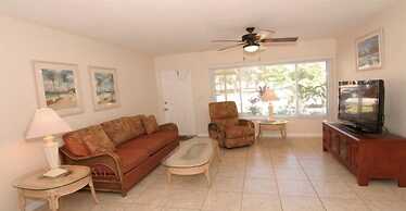 Tropical Villas of Venice Beach