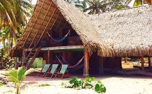 Cabañas Frente a la Playa IV