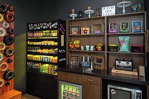 Moxy Minneapolis Downtown