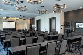 AC Hotel by Marriott Portsmouth