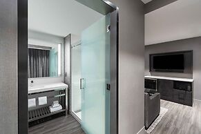 AC Hotel by Marriott Portsmouth