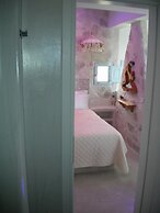 Starlight Luxury Seaside Villa & Suites