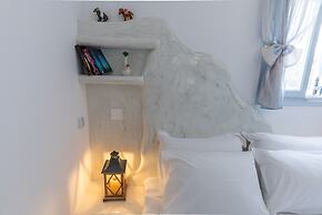 Starlight Luxury Seaside Villa & Suites