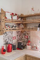 Starlight Luxury Seaside Villa & Suites