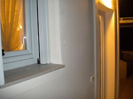 Starlight Luxury Seaside Villa & Suites