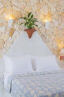 Starlight Luxury Seaside Villa & Suites