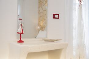 Starlight Luxury Seaside Villa & Suites