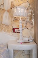 Starlight Luxury Seaside Villa & Suites