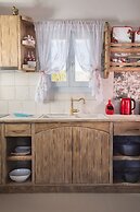 Starlight Luxury Seaside Villa & Suites