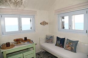 Starlight Luxury Seaside Villa & Suites