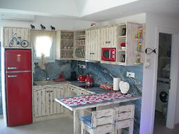 Starlight Luxury Seaside Villa & Suites