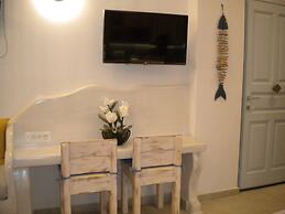 Starlight Luxury Seaside Villa & Suites