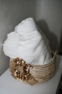 Starlight Luxury Seaside Villa & Suites