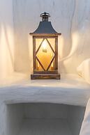 Starlight Luxury Seaside Villa & Suites