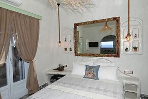Starlight Luxury Seaside Villa & Suites