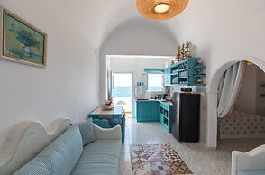 Starlight Luxury Seaside Villa & Suites