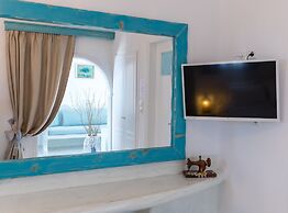 Starlight Luxury Seaside Villa & Suites