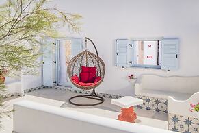 Starlight Luxury Seaside Villa & Suites