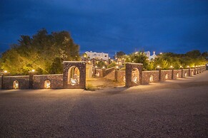 Starlight Luxury Seaside Villa & Suites