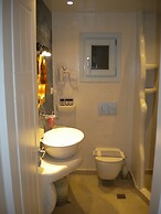 Starlight Luxury Seaside Villa & Suites