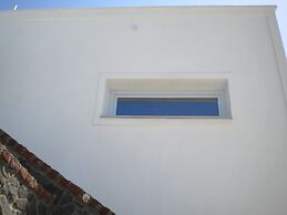 Starlight Luxury Seaside Villa & Suites