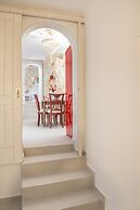 Starlight Luxury Seaside Villa & Suites