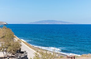 Starlight Luxury Seaside Villa & Suites