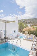 Starlight Luxury Seaside Villa & Suites