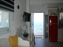 Starlight Luxury Seaside Villa & Suites