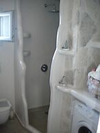 Starlight Luxury Seaside Villa & Suites