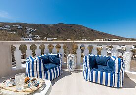 Starlight Luxury Seaside Villa & Suites