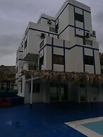 La Luna Chalets