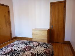 Apartment near Metro Monk Station