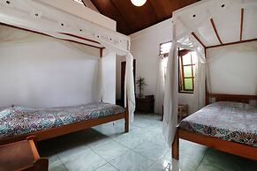 Bagus Bay Guest House