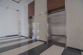 RedDoorz Apartment @ Sentul Tower