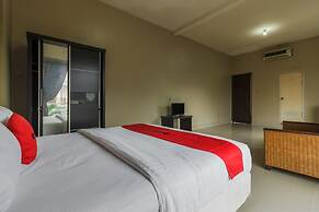 RedDoorz Syariah near Taman Air Mancur Bogor