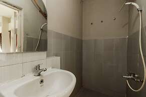 RedDoorz Syariah near Taman Air Mancur Bogor