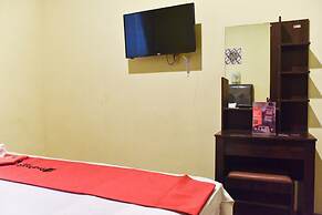 RedDoorz near Surabaya Town Square